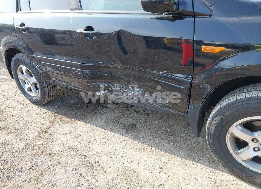 Photo 6 of 2006 Honda Pilot EX (VIN 5FNYF18466B000402)