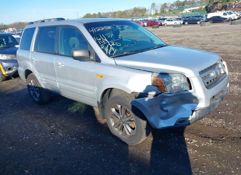 2008 Honda Pilot EX (VIN 5FNYF18468B011421) main photo