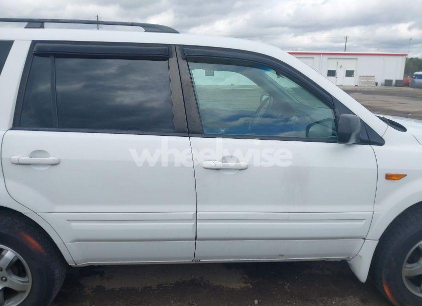 Photo 13 of 2007 Honda Pilot EX (VIN 5FNYF18477B032602)