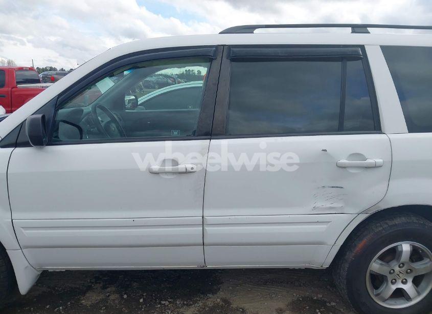 Photo 14 of 2007 Honda Pilot EX (VIN 5FNYF18477B032602)