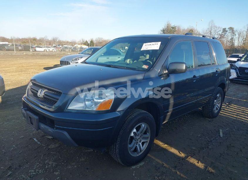 Photo 2 of 2005 Honda Pilot EX (VIN 5FNYF18485B010461)
