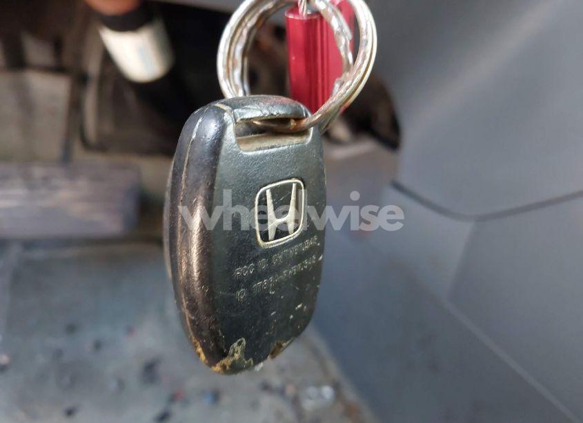 Photo 11 of 2005 Honda Pilot EX (VIN 5FNYF18485B038504)