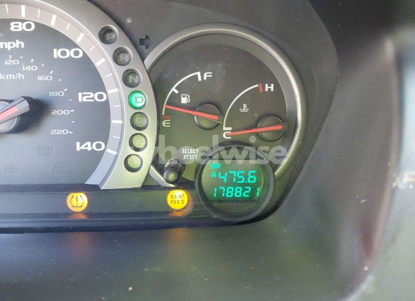 Photo 7 of 2005 Honda Pilot EX (VIN 5FNYF18485B038504)