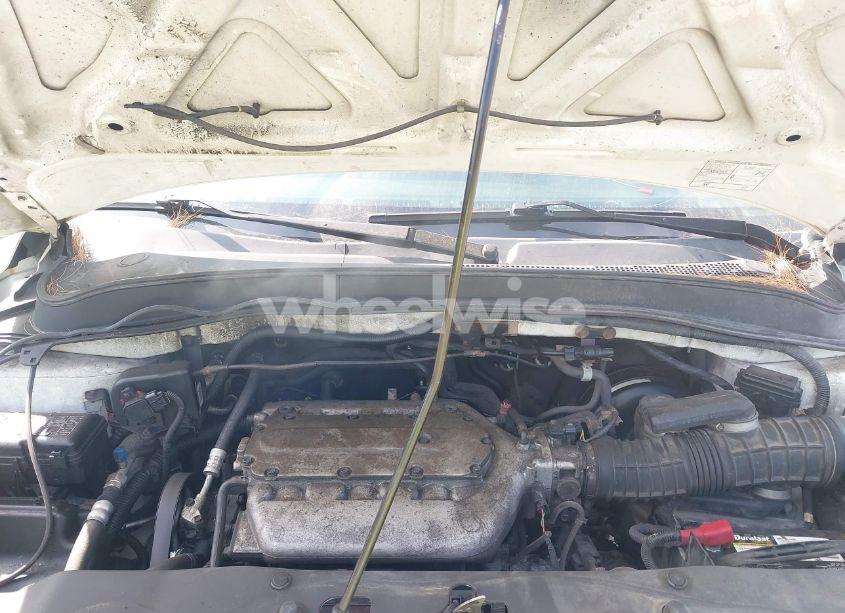 Photo 10 of 2005 Honda Pilot EX (VIN 5FNYF18485B050765)