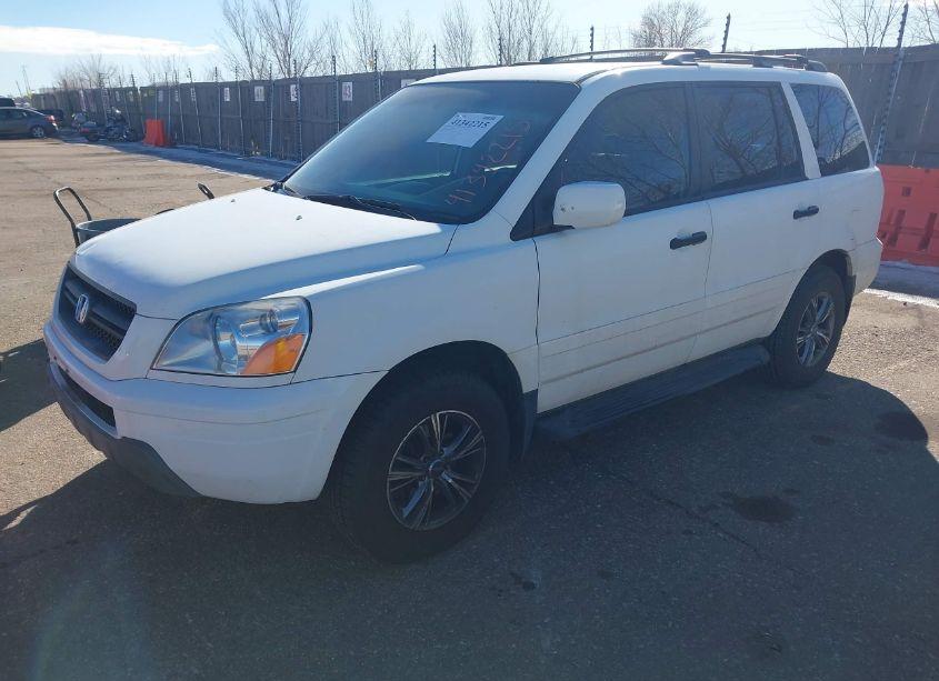 Photo 2 of 2005 Honda Pilot EX (VIN 5FNYF18485B062933)