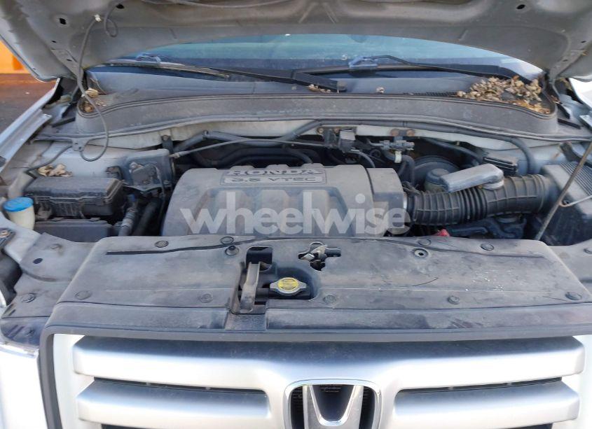 Photo 10 of 2006 Honda Pilot EX (VIN 5FNYF18486B005102)