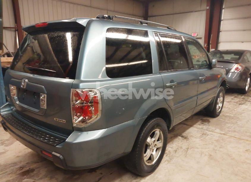 Photo 4 of 2008 Honda Pilot EX (VIN 5FNYF18488B004597)