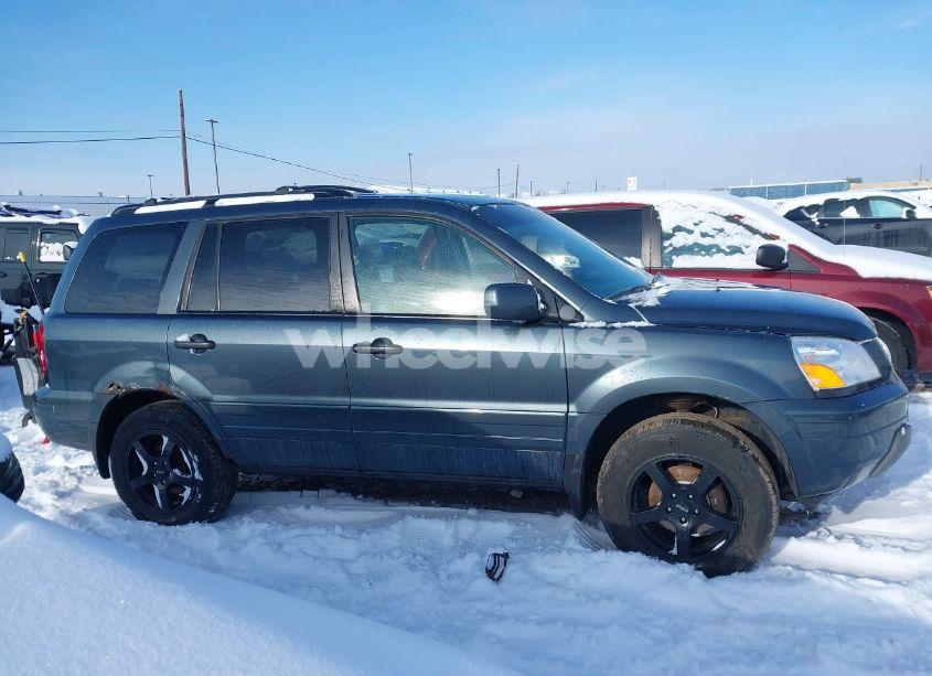 Photo 13 of 2004 Honda Pilot EX (VIN 5FNYF18494B009639)