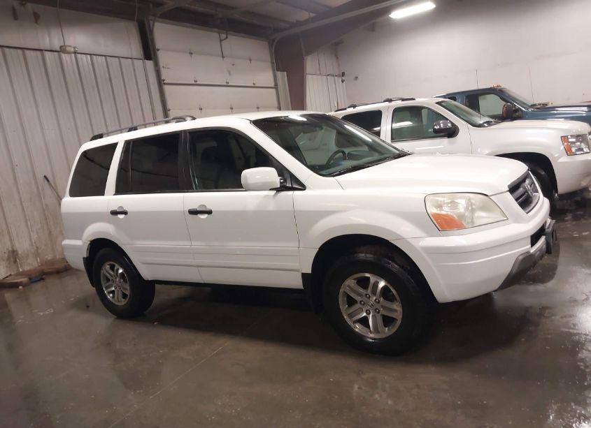 Photo 13 of 2005 Honda Pilot EX (VIN 5FNYF18495B062049)