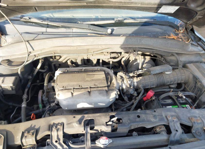 Photo 10 of 2004 Honda Pilot EX (VIN 5FNYF184X4B001596)