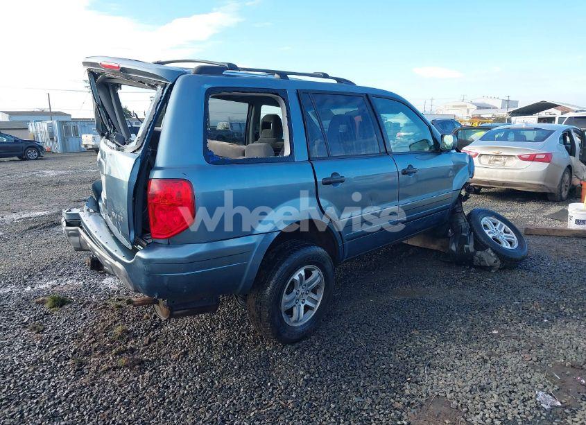 Photo 4 of 2005 Honda Pilot EX (VIN 5FNYF184X5B025978)