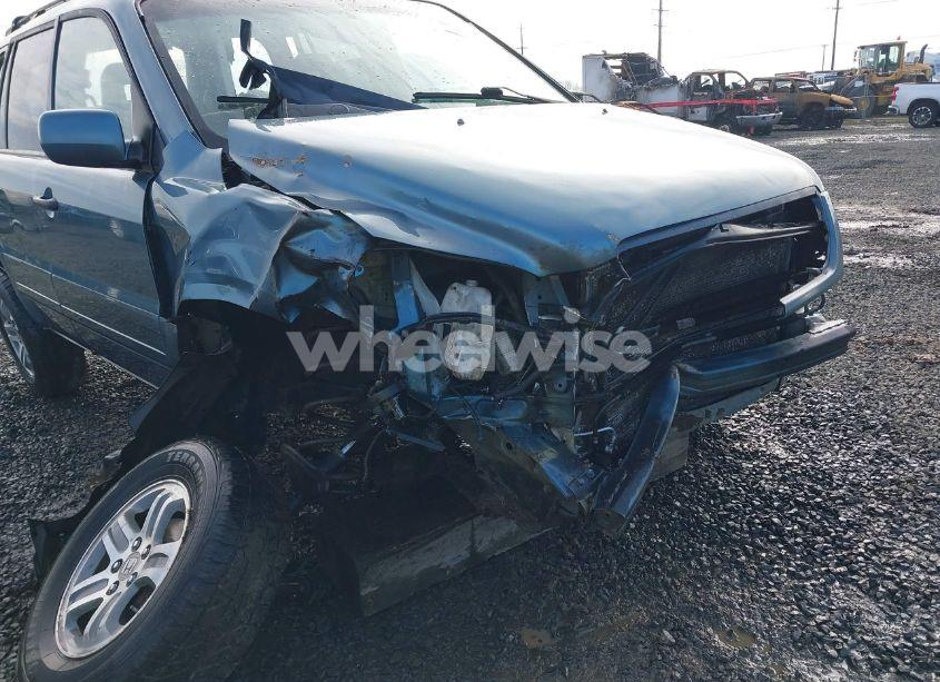 Photo 6 of 2005 Honda Pilot EX (VIN 5FNYF184X5B025978)