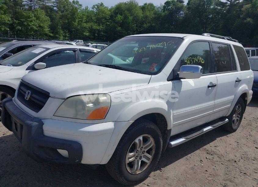 Photo 2 of 2005 Honda Pilot EX (VIN 5FNYF184X5B052047)