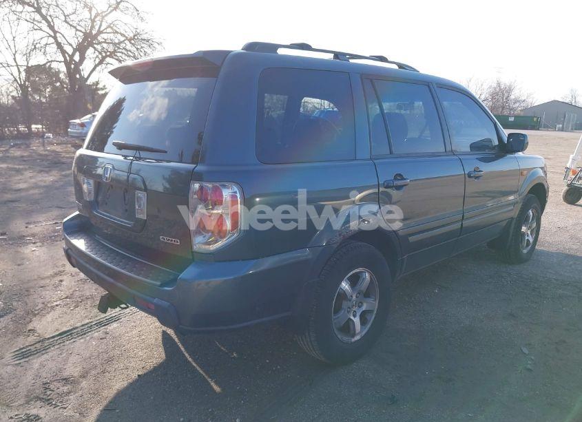 Photo 4 of 2006 Honda Pilot EX (VIN 5FNYF184X6B000600)