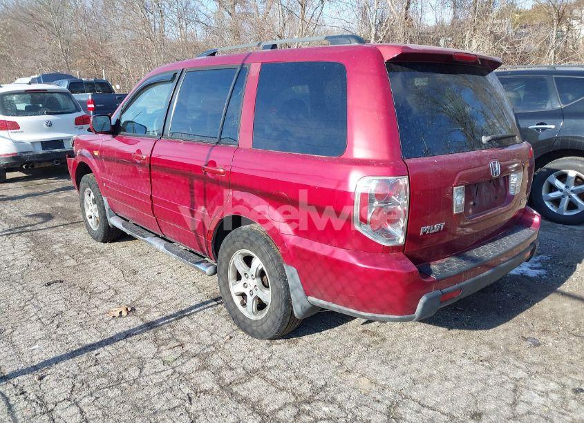 Photo 3 of 2006 Honda Pilot EX (VIN 5FNYF184X6B023276)