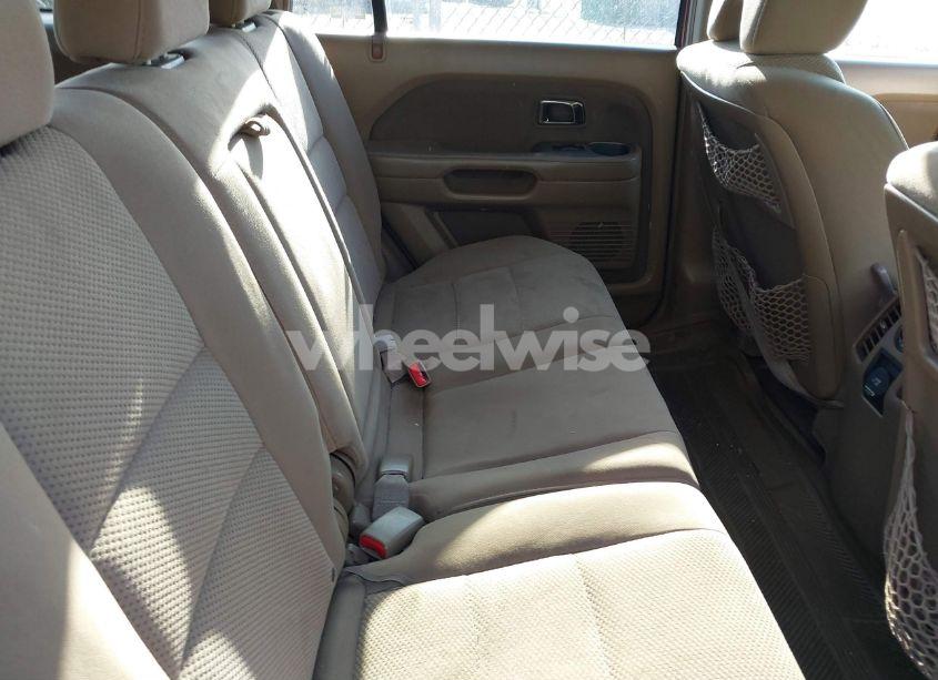 Photo 8 of 2006 Honda Pilot EX (VIN 5FNYF184X6B023276)