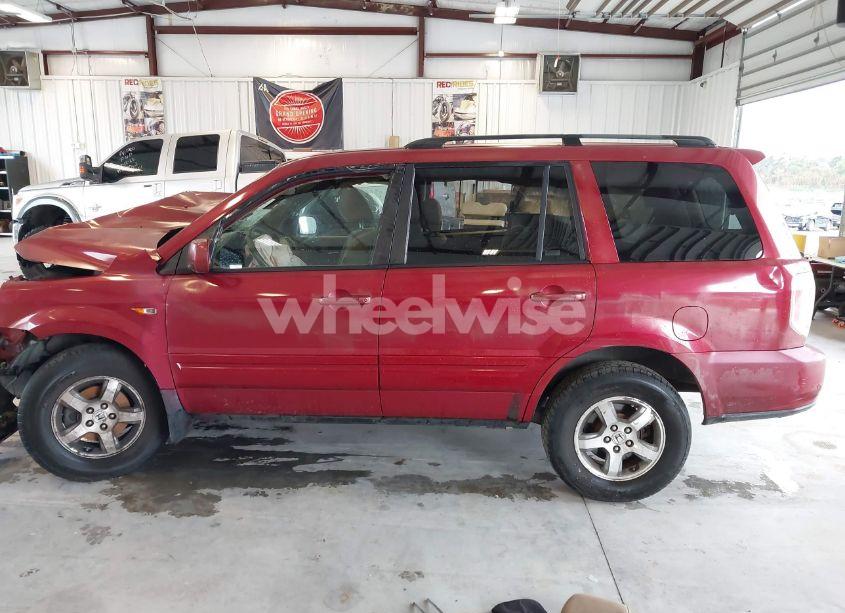 Photo 15 of 2006 Honda Pilot EX (VIN 5FNYF184X6B025707)