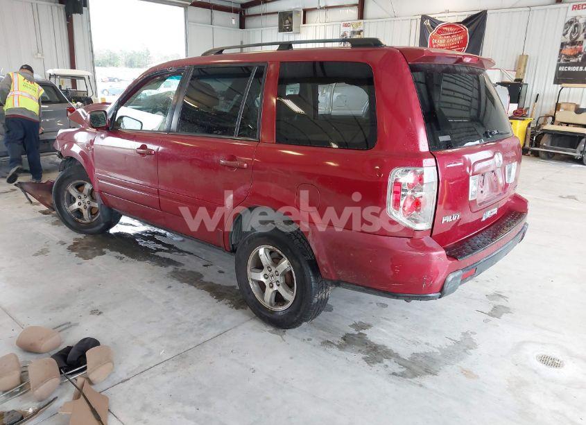 Photo 3 of 2006 Honda Pilot EX (VIN 5FNYF184X6B025707)