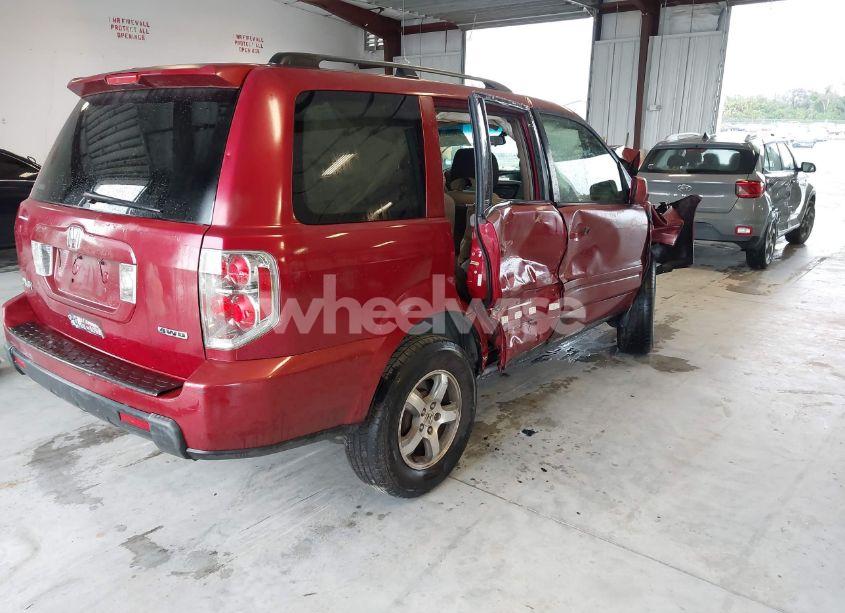 Photo 4 of 2006 Honda Pilot EX (VIN 5FNYF184X6B025707)