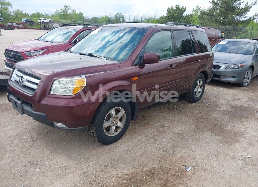 Photo 2 of 2007 Honda Pilot EX (VIN 5FNYF184X7B024025)
