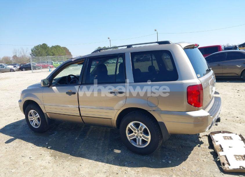 Photo 15 of 2005 Honda Pilot EX-L (VIN 5FNYF18505B011256)