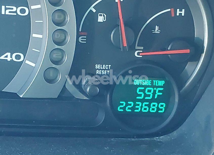 Photo 16 of 2005 Honda Pilot EX-L (VIN 5FNYF18505B011256)