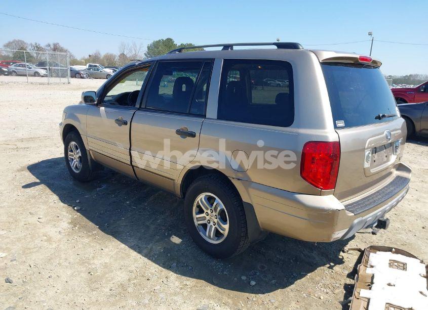 Photo 3 of 2005 Honda Pilot EX-L (VIN 5FNYF18505B011256)