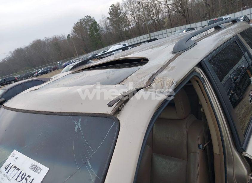 Photo 6 of 2005 Honda Pilot EX-L (VIN 5FNYF18505B011256)