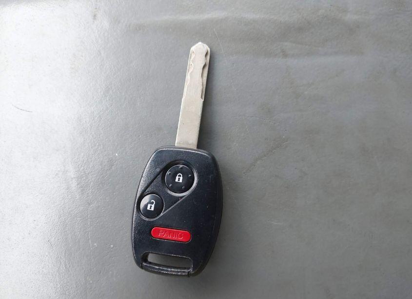 Photo 11 of 2005 Honda Pilot EX-L (VIN 5FNYF18505B059713)