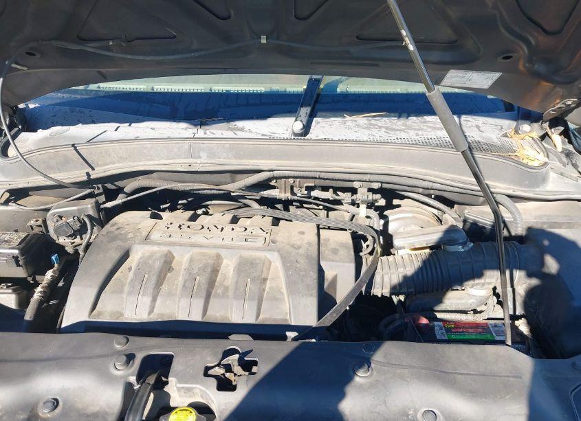 Photo 10 of 2005 Honda Pilot EX-L (VIN 5FNYF18505B066452)