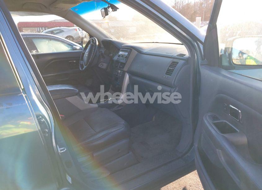 Photo 5 of 2006 Honda Pilot EX-L (VIN 5FNYF18506B002171)