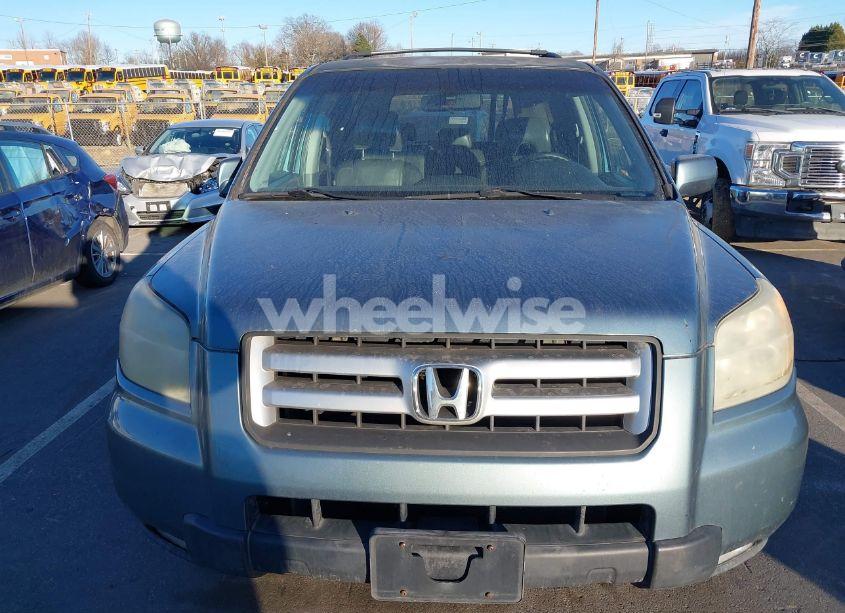 Photo 6 of 2006 Honda Pilot EX-L (VIN 5FNYF18506B002171)