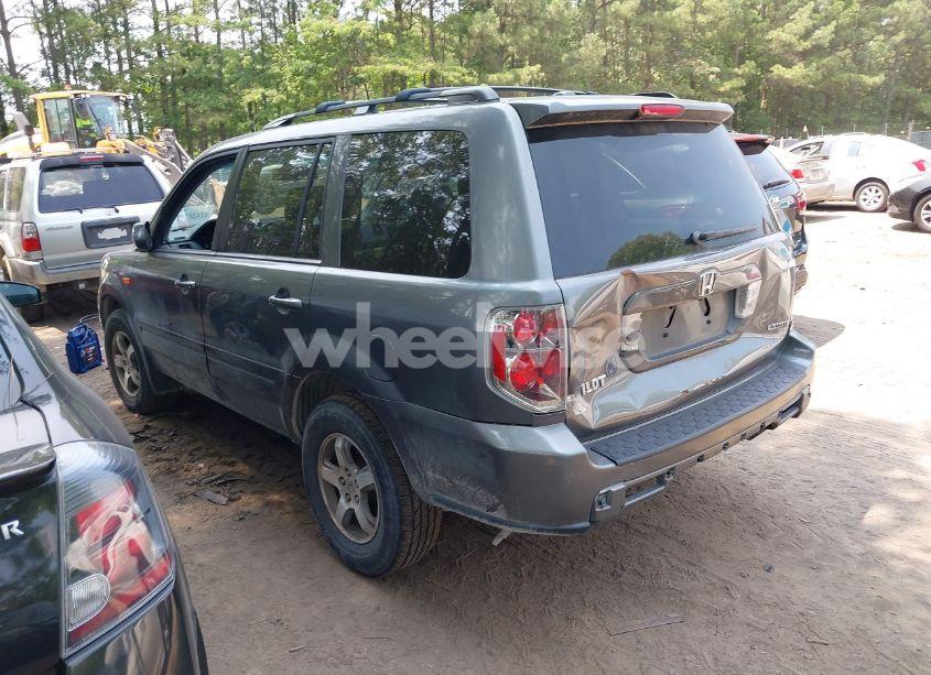 Photo 3 of 2007 Honda Pilot EX-L (VIN 5FNYF18507B003645)