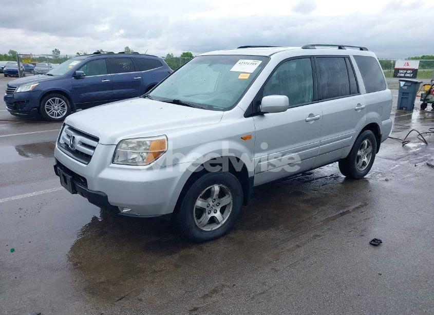 Photo 2 of 2008 Honda Pilot EX-L (VIN 5FNYF18508B020009)