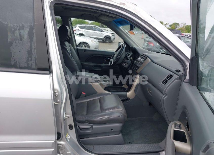 Photo 5 of 2008 Honda Pilot EX-L (VIN 5FNYF18508B020009)