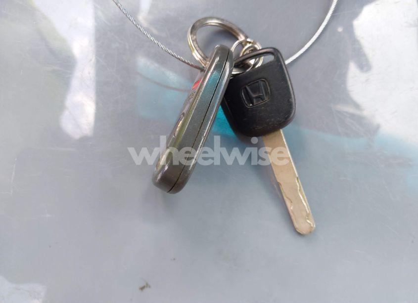 Photo 11 of 2004 Honda Pilot EX-L (VIN 5FNYF18514B001334)