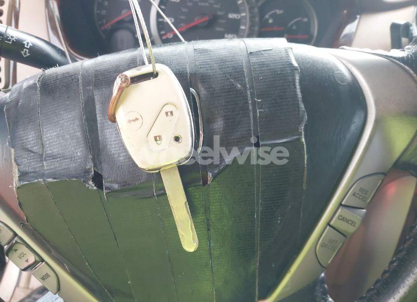 Photo 11 of 2005 Honda Pilot EX-L (VIN 5FNYF18515B019382)