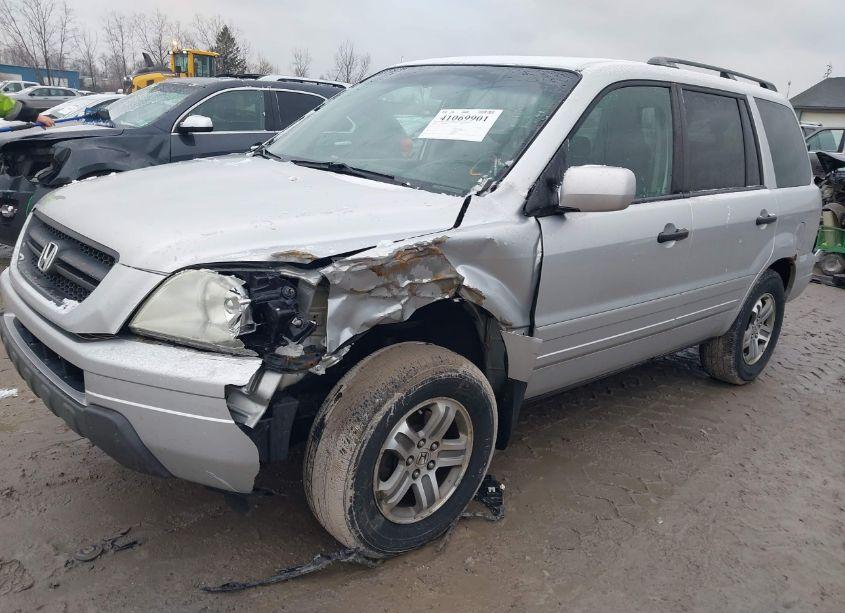 Photo 2 of 2005 Honda Pilot EX-L (VIN 5FNYF18515B022718)