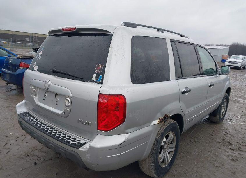 Photo 4 of 2005 Honda Pilot EX-L (VIN 5FNYF18515B022718)