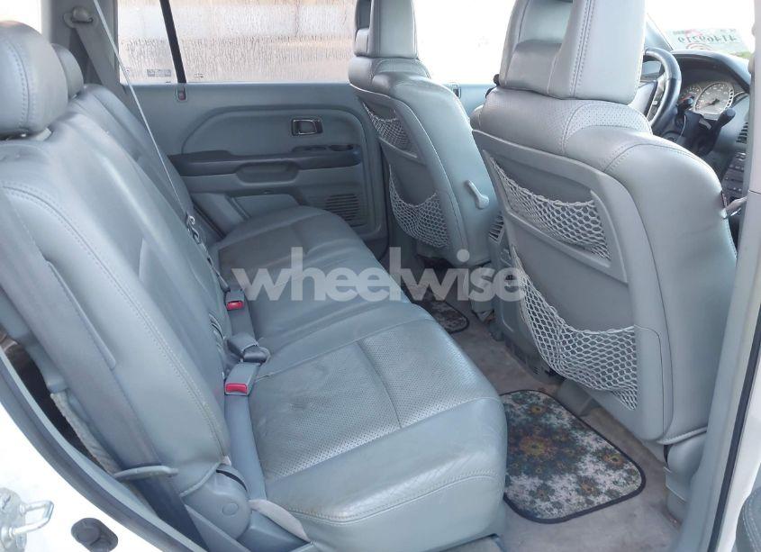 Photo 8 of 2005 Honda Pilot EX-L (VIN 5FNYF18515B053807)