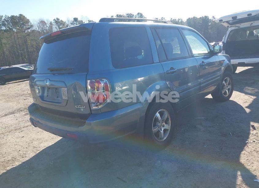 Photo 4 of 2006 Honda Pilot EX-L (VIN 5FNYF18516B002860)
