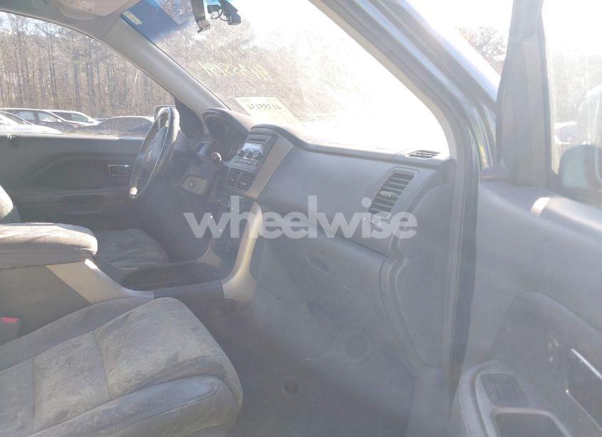 Photo 5 of 2006 Honda Pilot EX-L (VIN 5FNYF18516B002860)