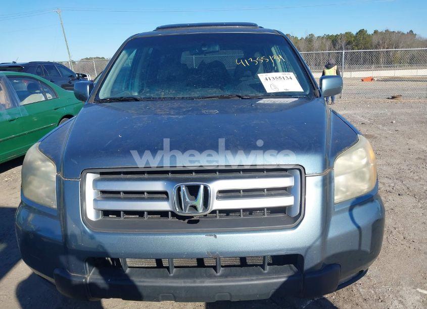 Photo 6 of 2006 Honda Pilot EX-L (VIN 5FNYF18516B002860)