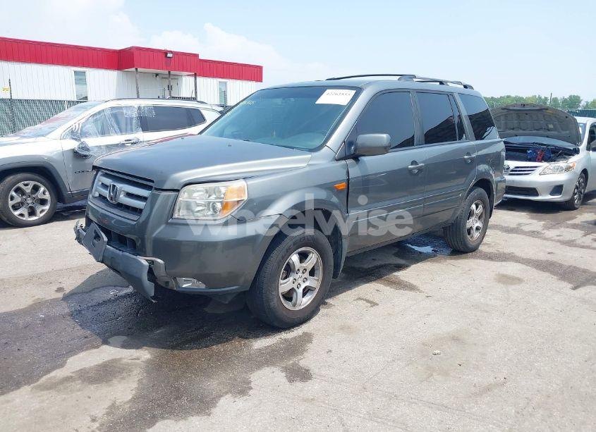Photo 2 of 2007 Honda Pilot EX-L (VIN 5FNYF18517B001550)