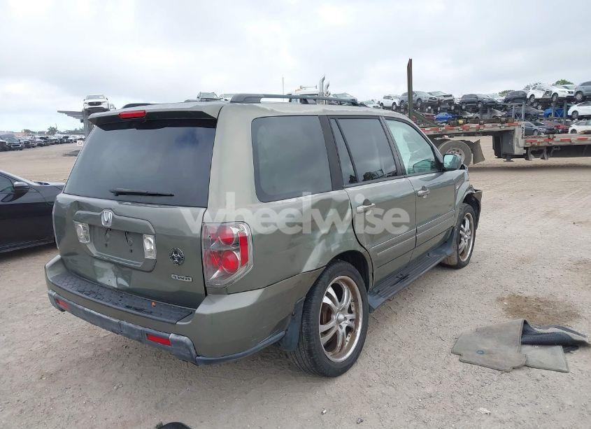 Photo 4 of 2008 Honda Pilot EX-L (VIN 5FNYF18518B013361)