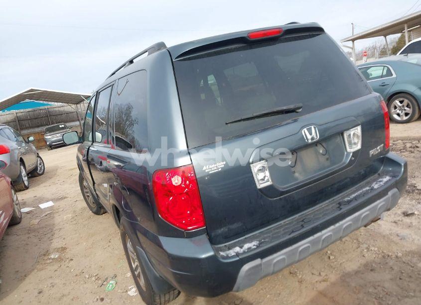 Photo 3 of 2005 Honda Pilot EX-L (VIN 5FNYF18525B004597)