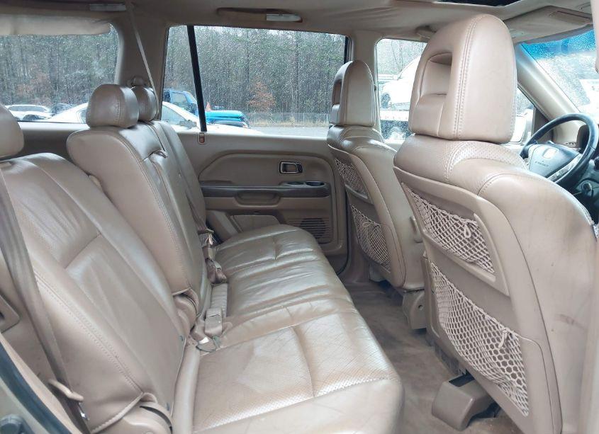 Photo 8 of 2005 Honda Pilot EX-L (VIN 5FNYF18525B005314)