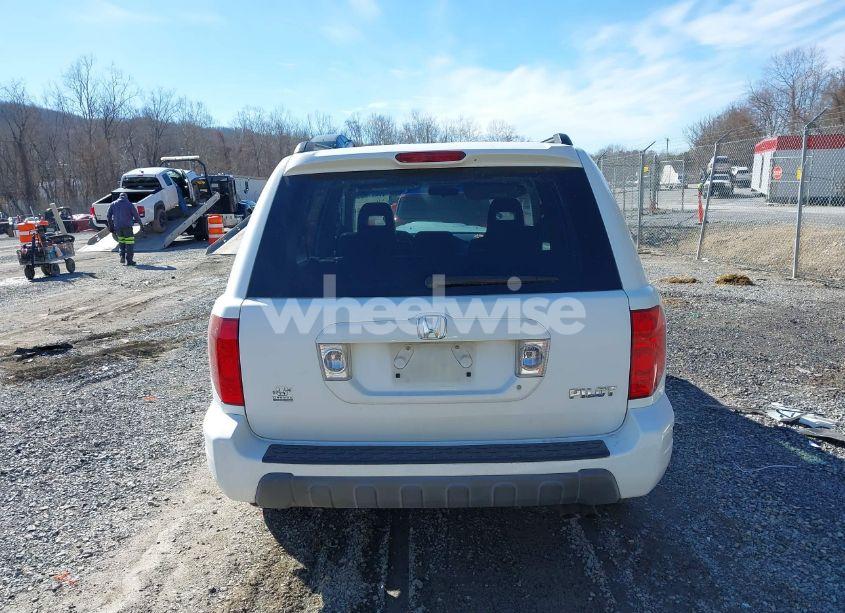 Photo 16 of 2005 Honda Pilot EX-L (VIN 5FNYF18525B064587)