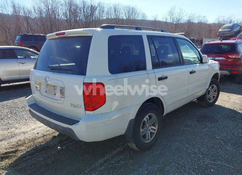 Photo 4 of 2005 Honda Pilot EX-L (VIN 5FNYF18525B064587)