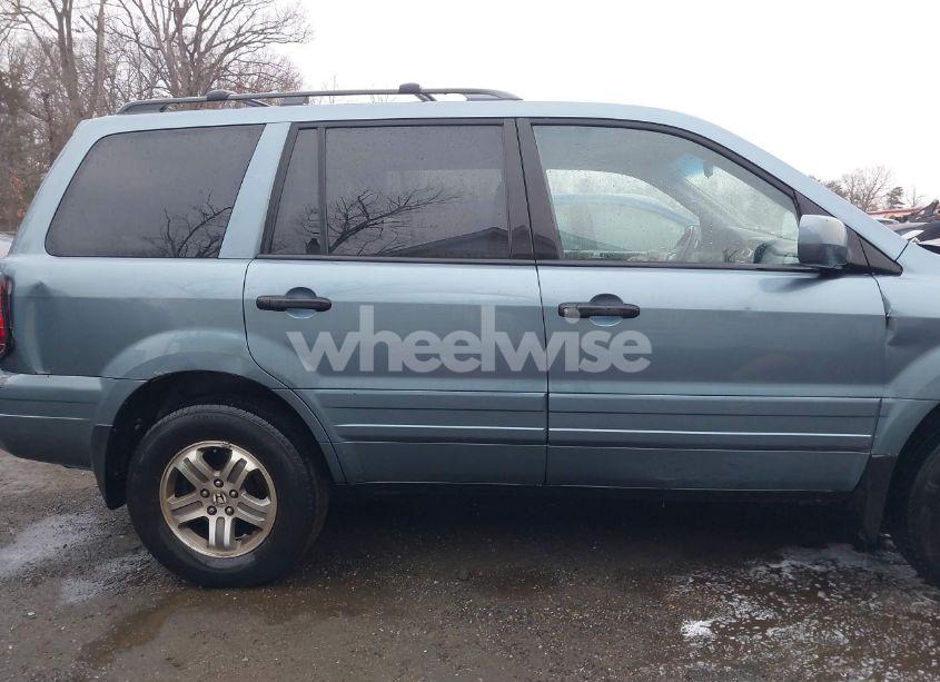 Photo 13 of 2005 Honda Pilot EX-L (VIN 5FNYF18535B020548)